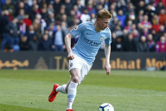 咪咕前方！@胡金秋21 手持冠军鼎登场，@浙江广厦篮球俱乐部 新赛季出征仪式